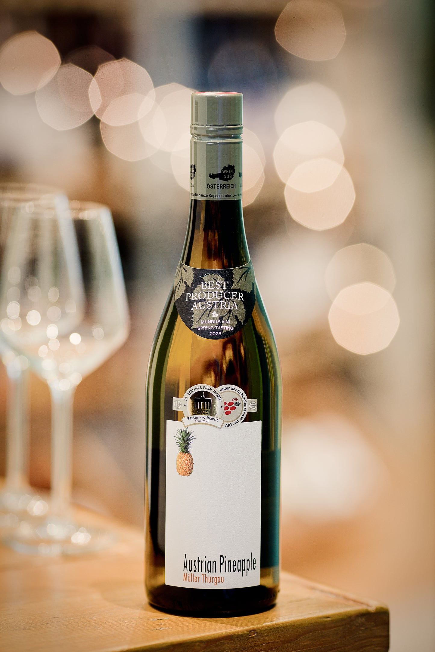 The Dot, Austrian Pineapple Muller Thurgau 2024