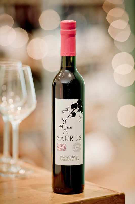 Familia Schroeder, Pinot Noir Tardio Saurus 2021 (50cl)